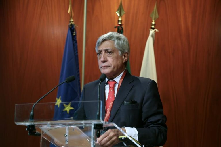 “Estrutura económica não tem tido capacidade de absorver a mão-de-obra” jovem – António Mendonça