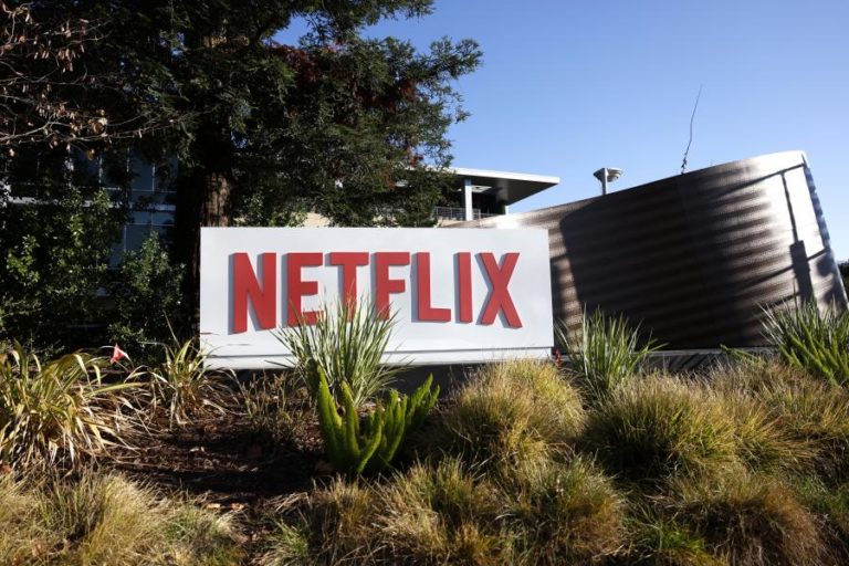 Netflix apresenta assinantes, volume de negócios e lucros acima das expetativas