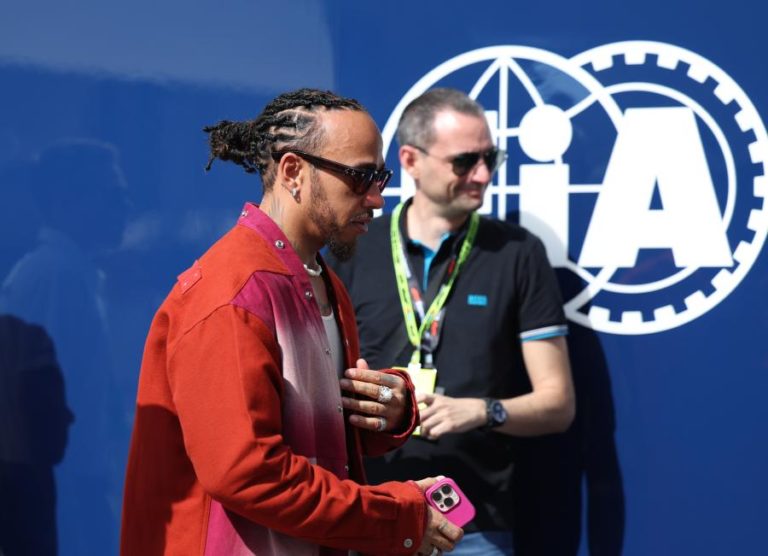 Lewis Hamilton iniciou “nova era” e realiza sonho como piloto da Ferrari