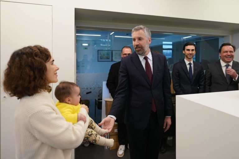 Pedro Nuno insta Governo a “dizer a verdade” e assumir que aumentou ISP