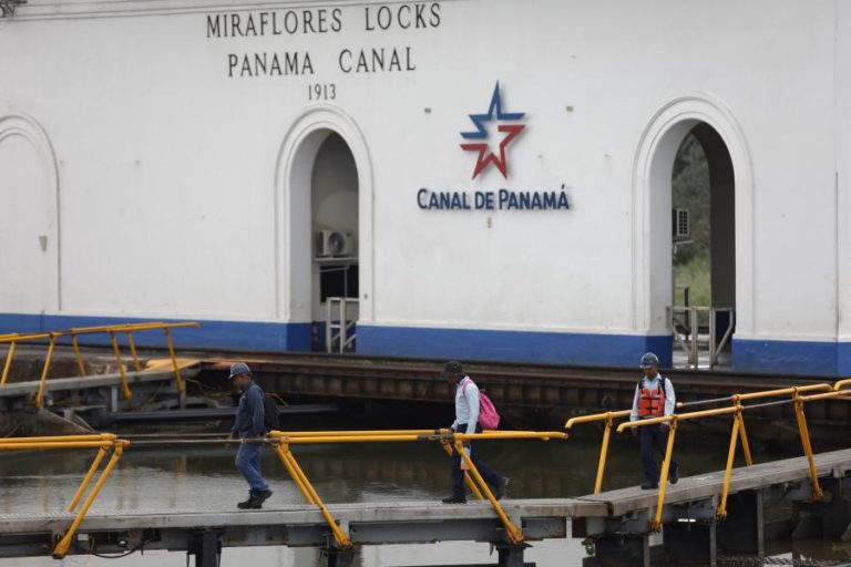 Panamá queixa-se à ONU das ameaças de Trump sobre o canal