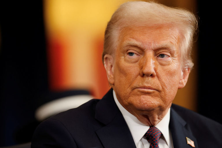 Comércio: Trump ameaça Canadá com tarifas de 25% a partir de 1 de fevereiro