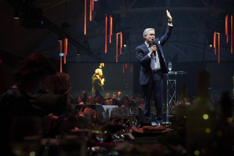 Política: François Philippe Champagne e Christy Clark fora da corrida à liderança liberal