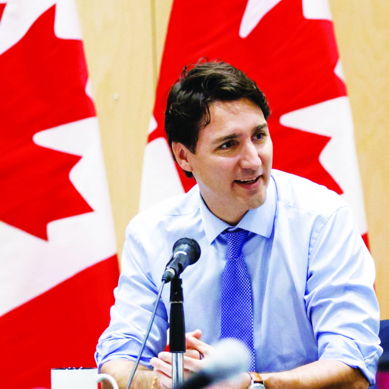 Política: Trudeau demite-se e abre caminho a legislativas na primavera
