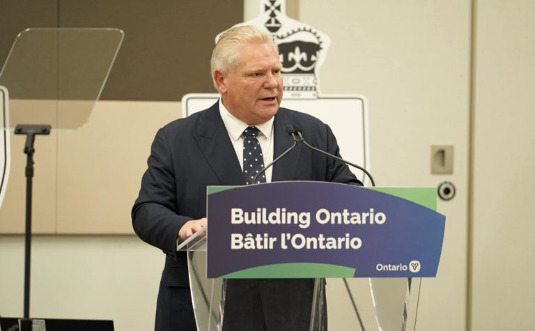 Política Provincial: Eleições antecipadas em Ontário a 27 de fevereiro