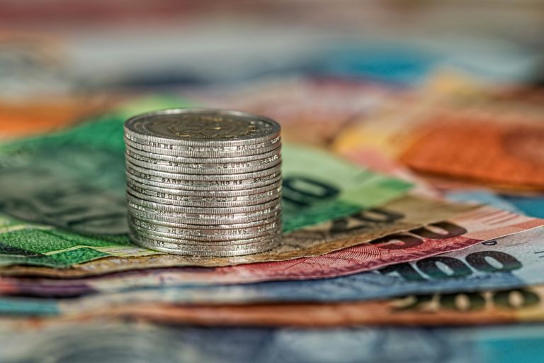 Finanças: Saiba como e quando vai receber subsídios federais em 2025