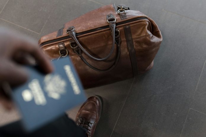 B3-01-VT NOVO REQUISITO VIAGENS CANADA UK RS 011024