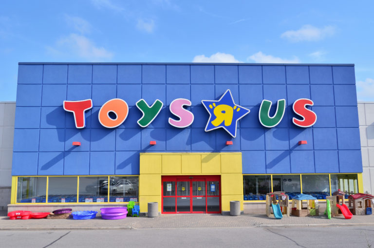Retalho: Toys “R” Us vai fechar cinco lojas em Ontário