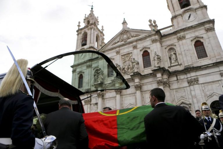 Cerimónias fúnebres de Maria Teresa Horta a partir de quarta-feira em Lisboa