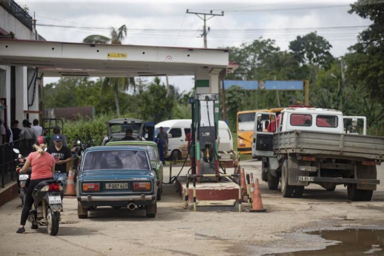 Cuba adia atividades desportivas no fim de semana devido a crise energética
