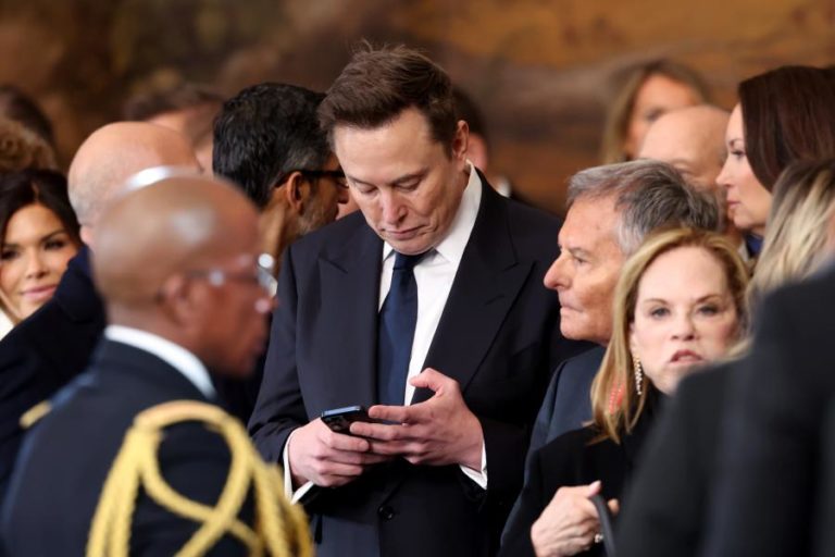 Província canadiana de Ontário suspende contrato com Starlink de Elon Musk