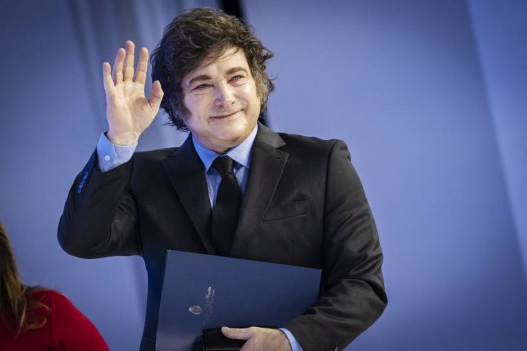 Argentina anuncia saída da OMS devido a “divergências profundas”
