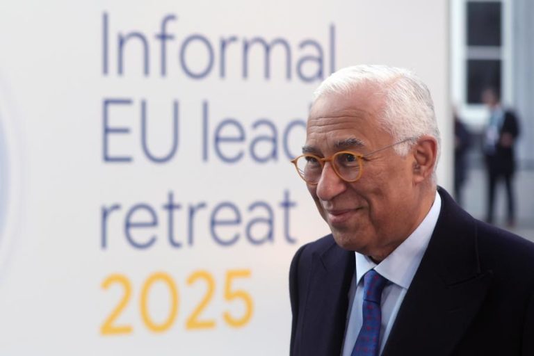 Costa pede aos líderes “debate franco” quando Europa reforça a sua defesa