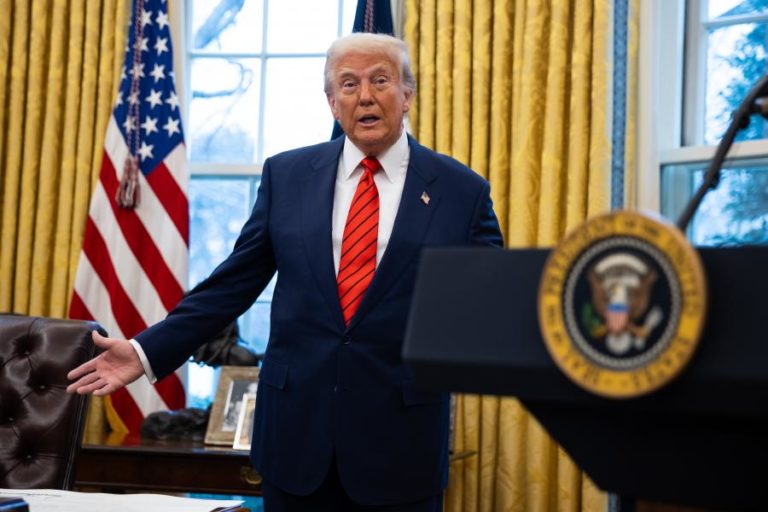 Trump garante que “todos adoram” a sua proposta para Gaza