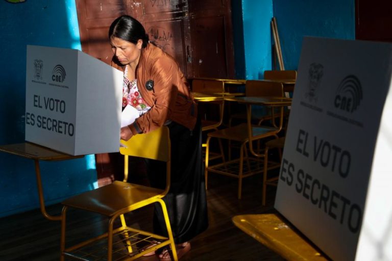 Eleições gerais no Equador decorreram “tranquilamente”, segundo observador da UE