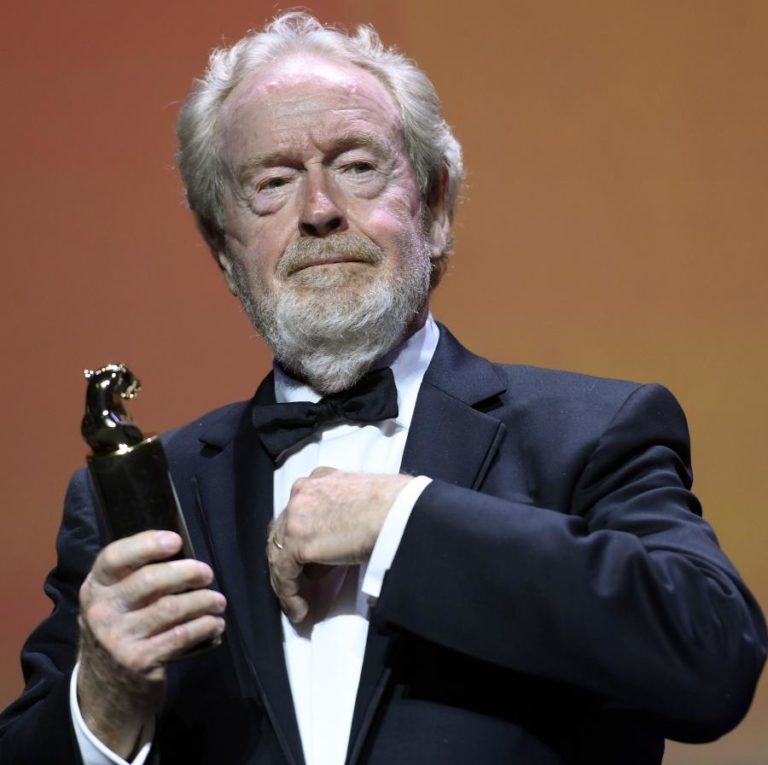 Realizador Ridley Scott embarca na banda desenhada com mundo distópico “Modville”
