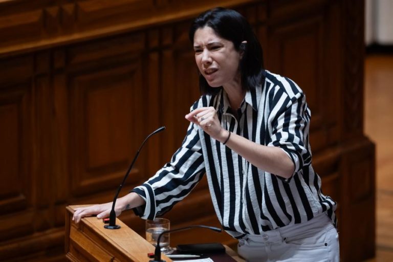 BE acusa Chega de “partidarização e instrumentalização” do ‘caso gémeas’