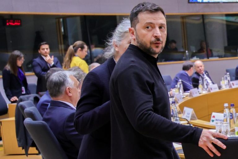 Zelensky espera medidas fortes dos EUA contra Rússia se rejeitar trégua