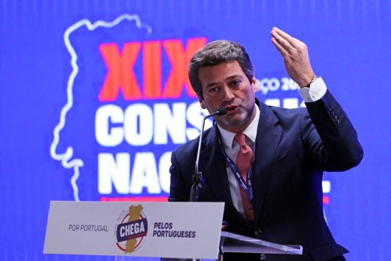 Líder do Chega quer uma oportunidade para governar e promete pacote anticorrupção
