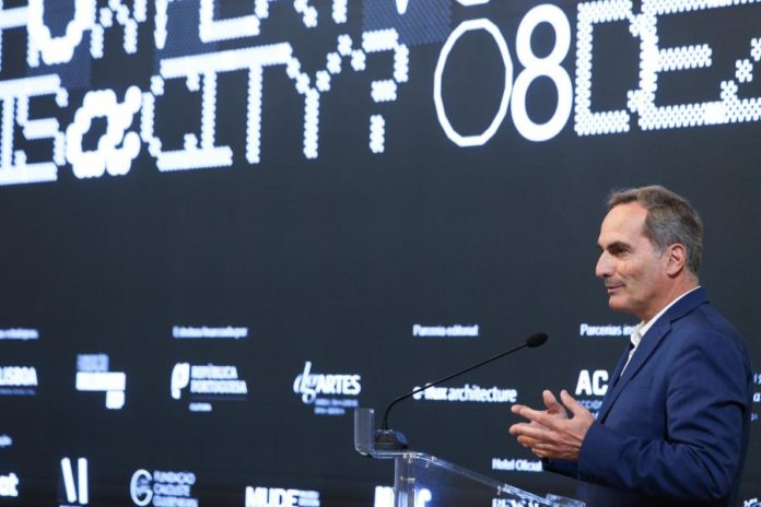 44644408.jpg