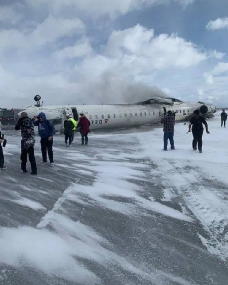 Relatório aponta “elevada velocidade de descida” em acidente da Delta Airlines
