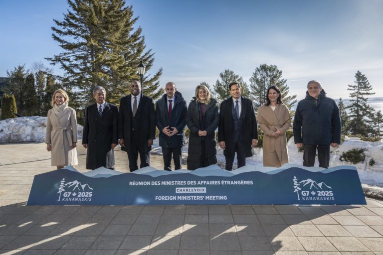 Política: Quebec acolhe cimeira do G7 em clima de tensão com EUA