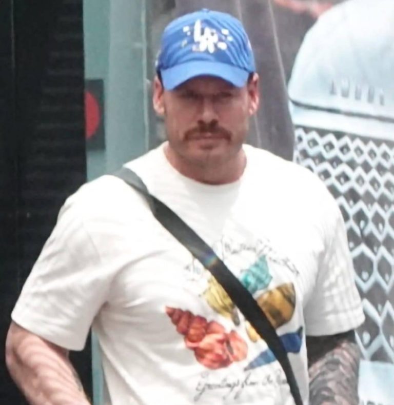 Crime: Ex-atleta canadiano na lista dos fugitivos mais procurados pelo FBI