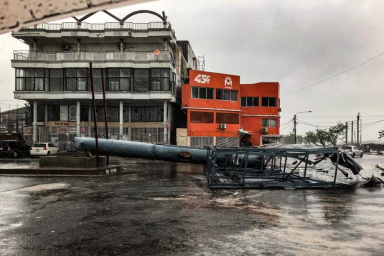 Manifestações e ciclones destruíram 226 infraestruturas de administração pública em Moçambique