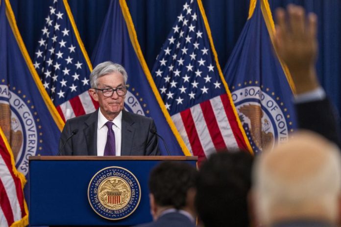 44617672.jpg