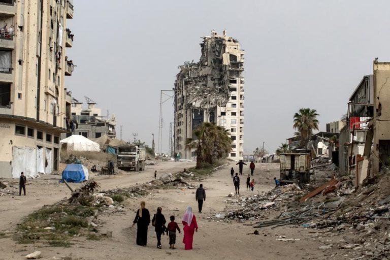 Aumenta para 25 o balanço de vítimas de ataques israelitas em Gaza
