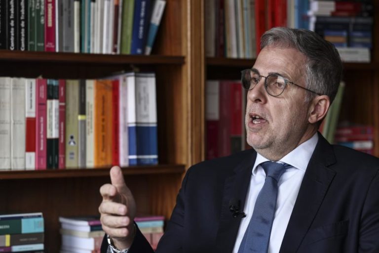 Novo bastonário quer previsibilidade e pagamentos mensais a advogados oficiosos