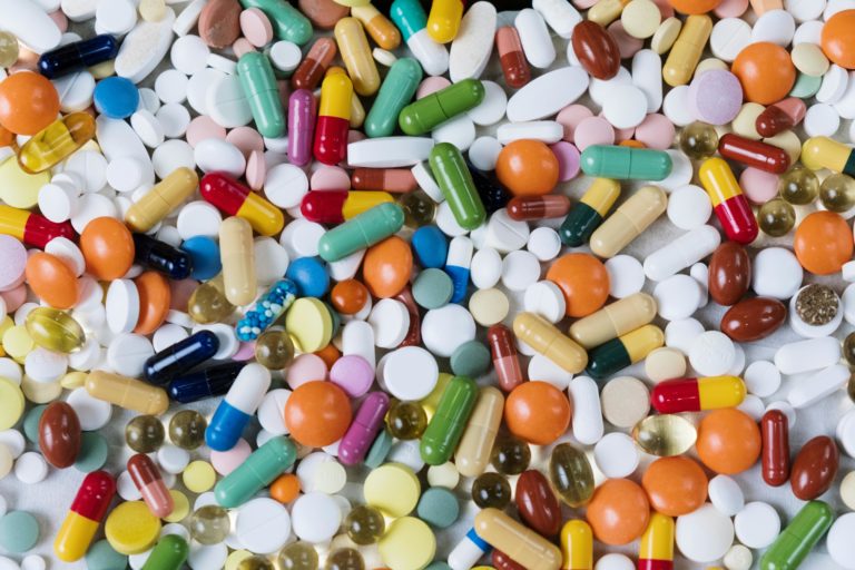 Medicamentos canadianos em risco com novas tarifas