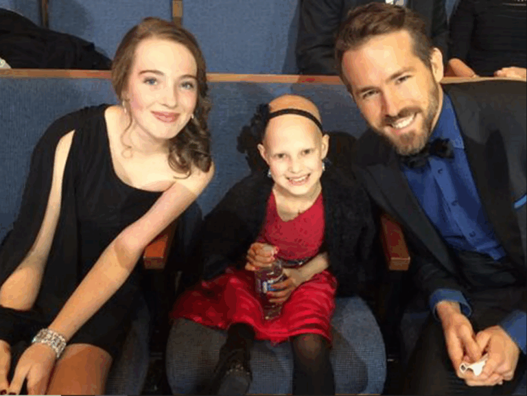 Ryan Reynolds apela a renomeação da arena de hóquei de Coubourg para Grace Bowen