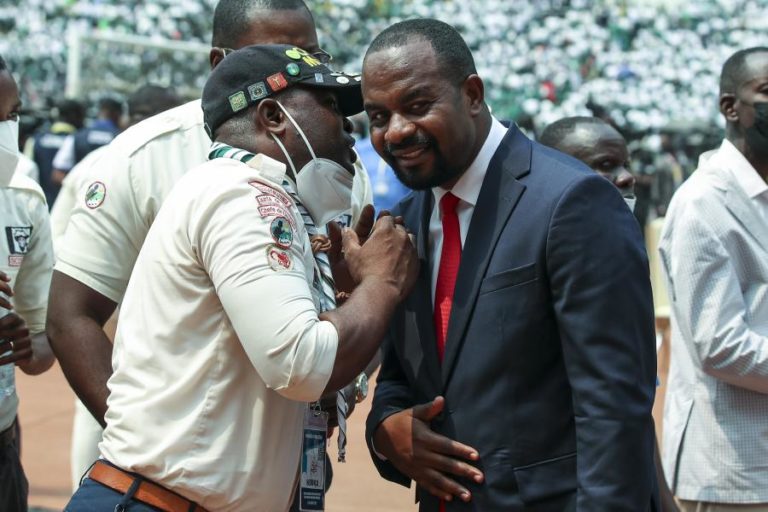 Angola “não é uma democracia”, diz deputado Nelito Ekuikui