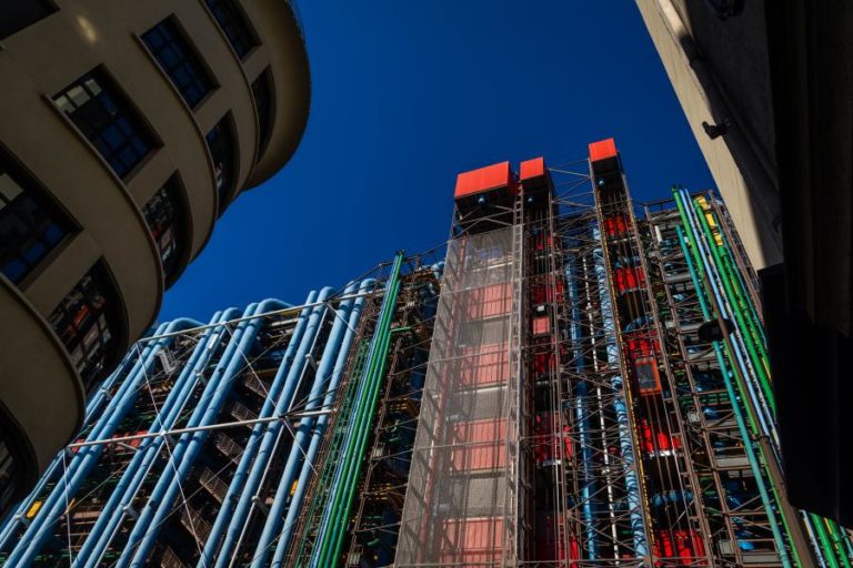 Pompidou adquire 70 obras dos designers brasileiros irmãos Campana 