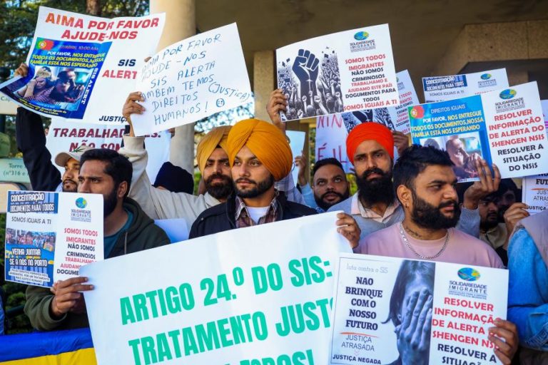 AIMA já analisou os 440 mil pedidos pendentes, mas um terço ainda aguarda decisão