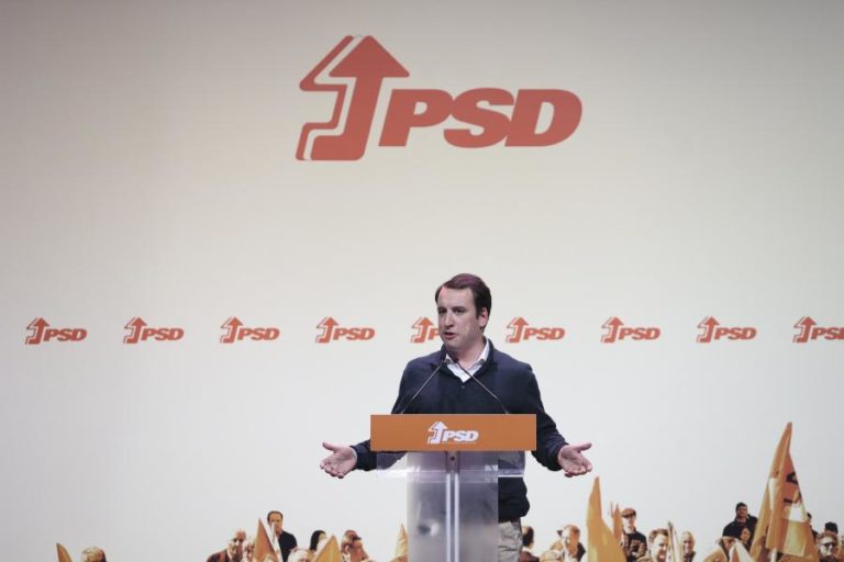 Líder da JSD pede aos jovens para que não desperdicem votos no Chega