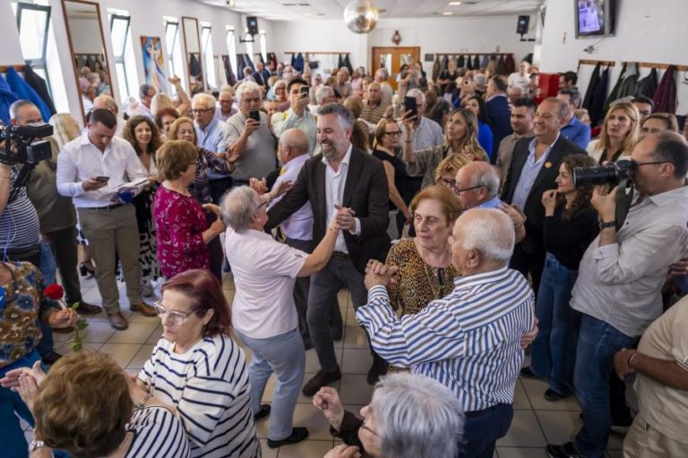 Pedro Nuno alerta que há votos que não podem ser perdidos