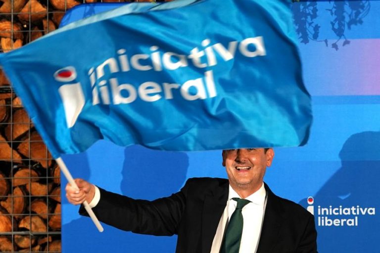 IL promete “reverter más decisões da esquerda” e “privatizar mesmo” TAP