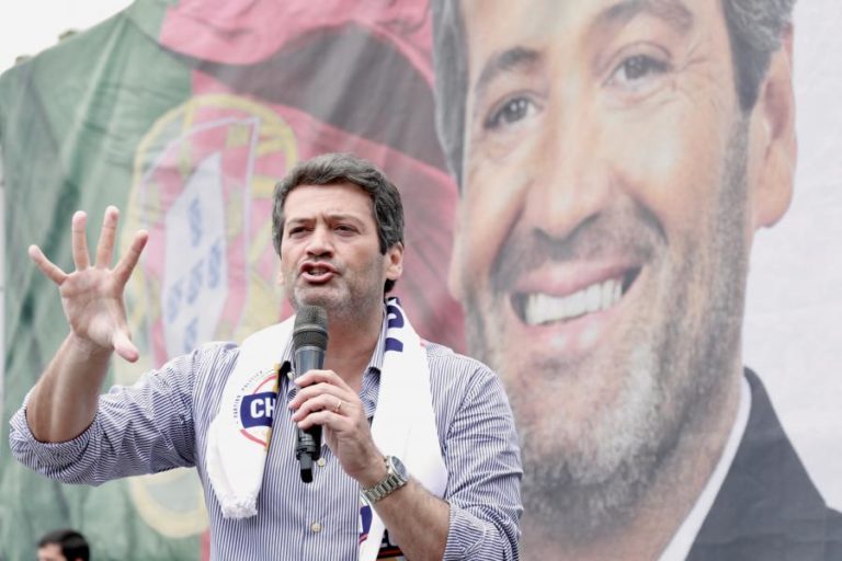 Ventura condena incidente com Rocha e considera “péssimo serviço à democracia”