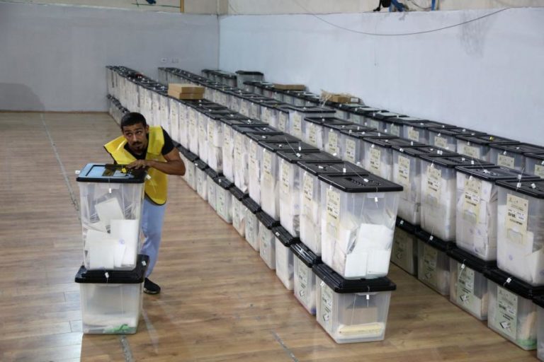 Socialistas vencem eleições da Albânia com maioria absoluta