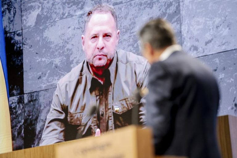 Kiev pressiona Putin a reunir-se com Zelensky em Istambul