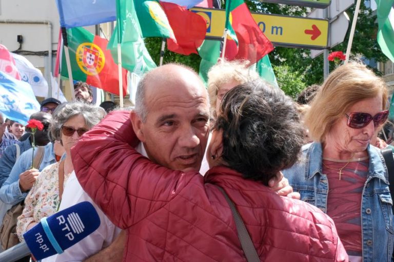 CDU é a única força que não foge “um milímetro” daquilo que importa