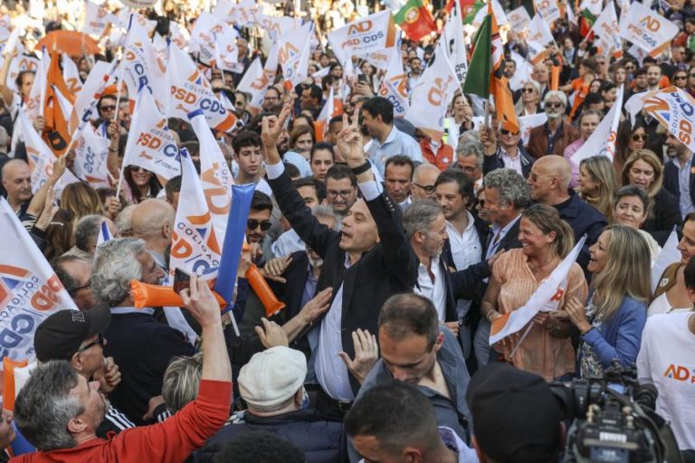 Campanha encerra com AD e PS a descer o Chiado e sem Ventura por motivos de saúde