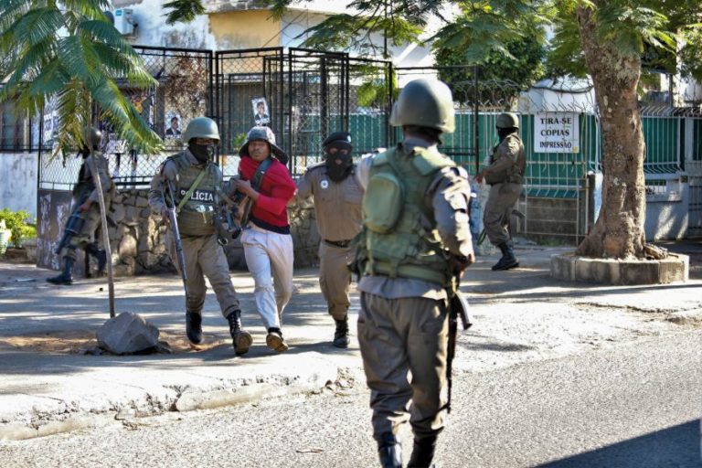 Mondlane diz que ação policial na sede em Maputo foi a “última humilhação” da Renamo