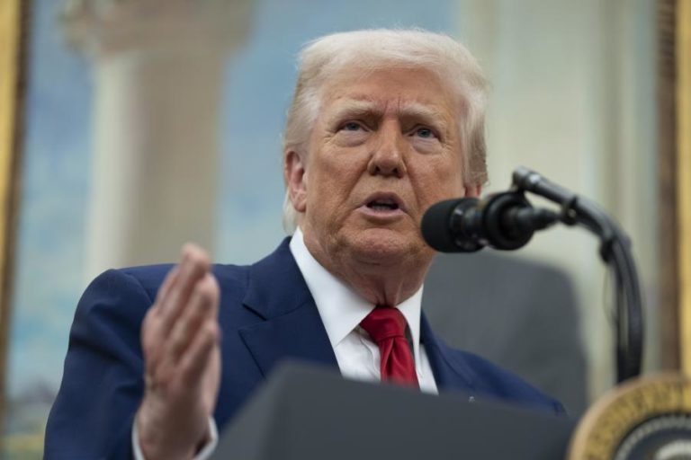 Trump espera saber em duas semanas se Putin quer acabar a guerra