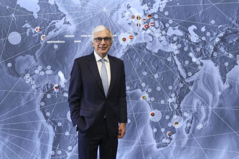 Presidente do parlamento vai ser das funções mais exigentes do regime — Aguiar-Branco