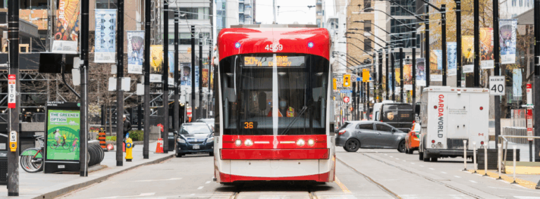 Obras em Toronto desviam elétricos da TTC até setembro