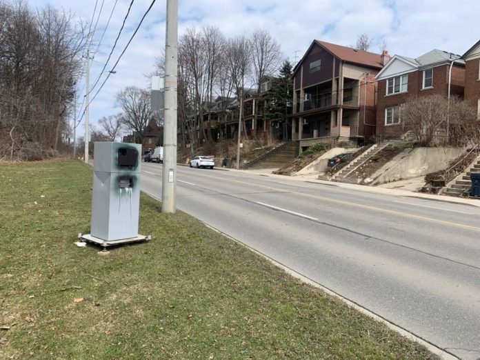 B2-03-VT RADARES TORONTO VANDALIZADOS RS 051525