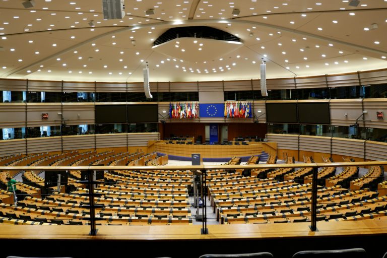 Canadá retoma presença na Europa 80 anos após Segunda Guerra Mundial